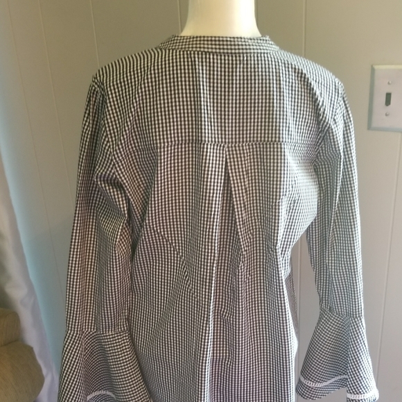 Lovely long sleeved gingham blouse - Picture 4 of 6